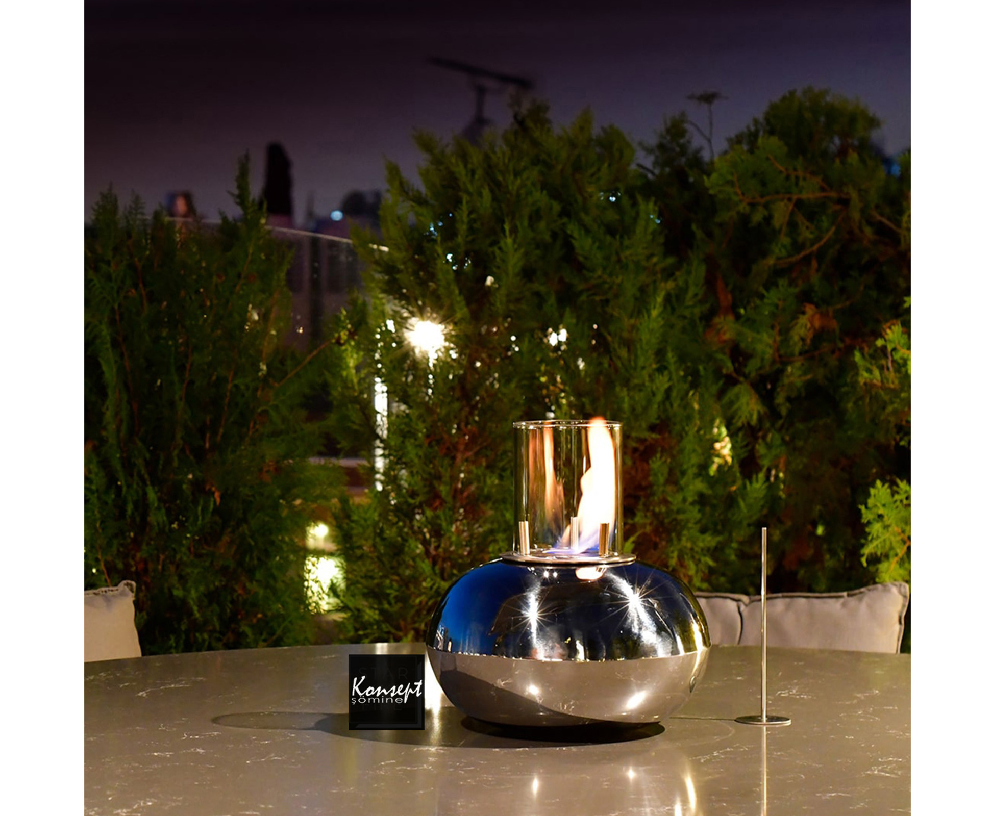 Portable ethanol fireplace 58